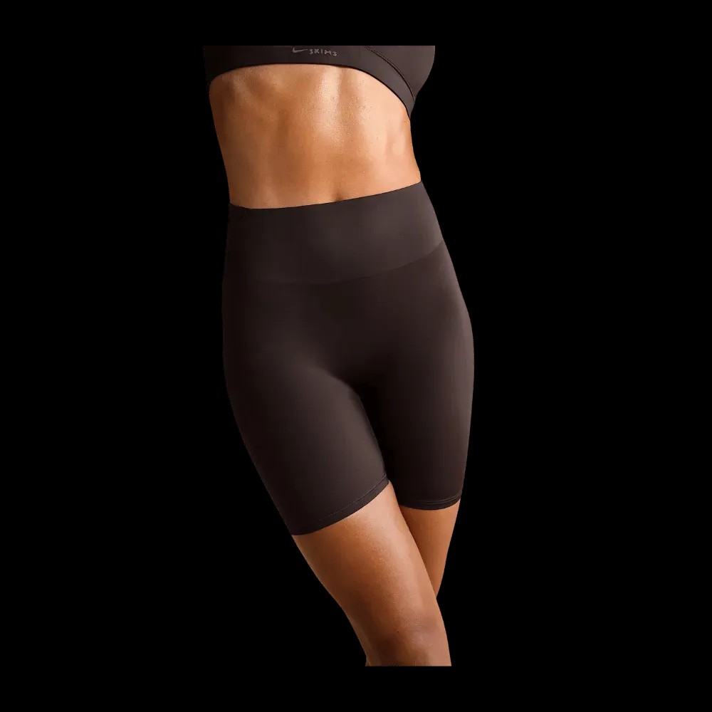 Nike X Skims Shine Women's High-Waisted 5" Biker Shorts Phoenix - HypeFly India View 2