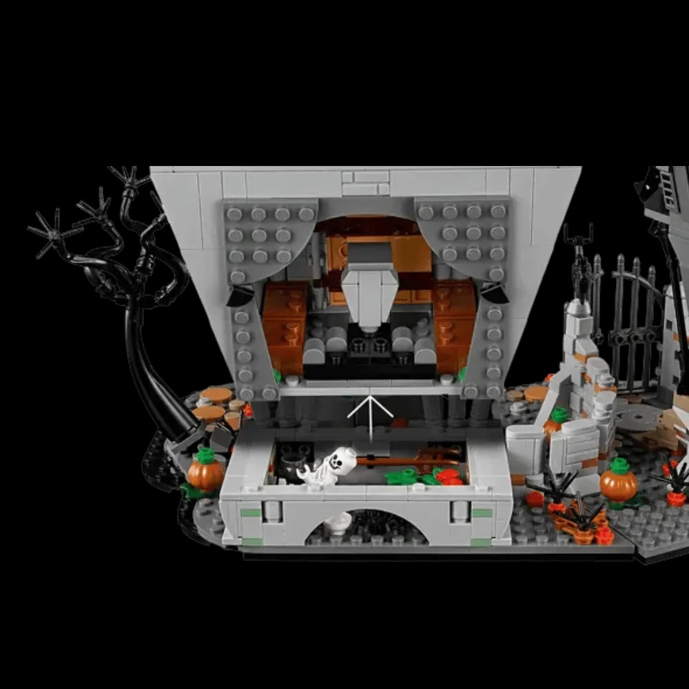 Lego Disney Tim Burton's The Nightmare Before Christmas - HypeFly India View 3