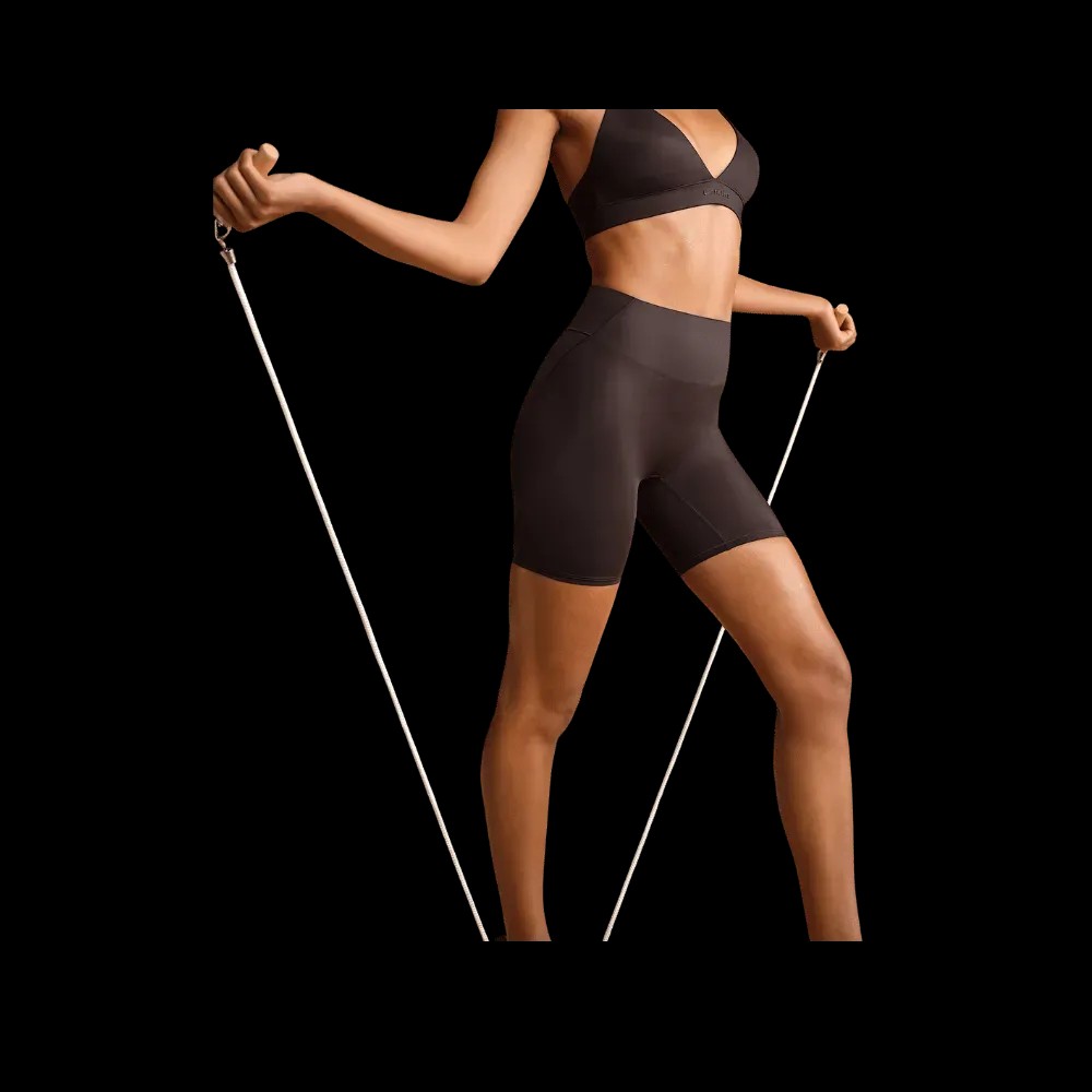 Nike X Skims Shine Women's High-Waisted 5" Biker Shorts Phoenix - HypeFly India View 5