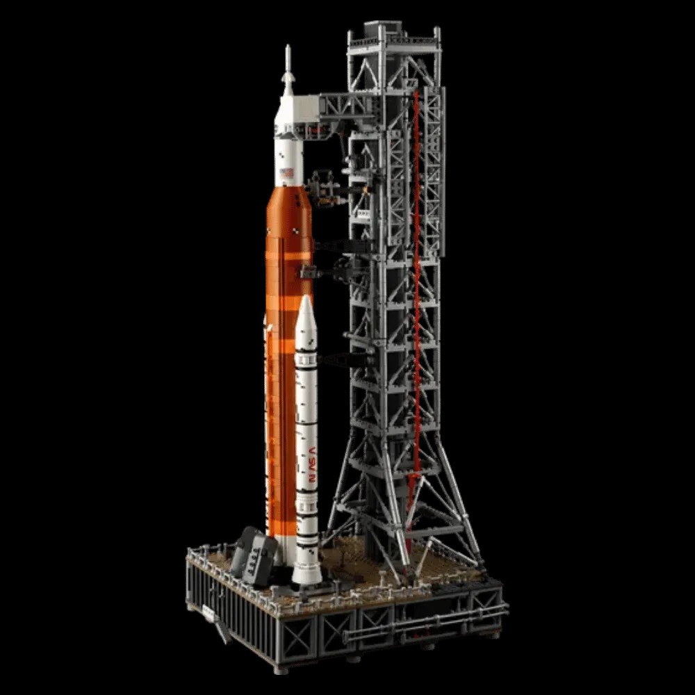 Lego NASA Artemis Space Launch System - HypeFly India View 4