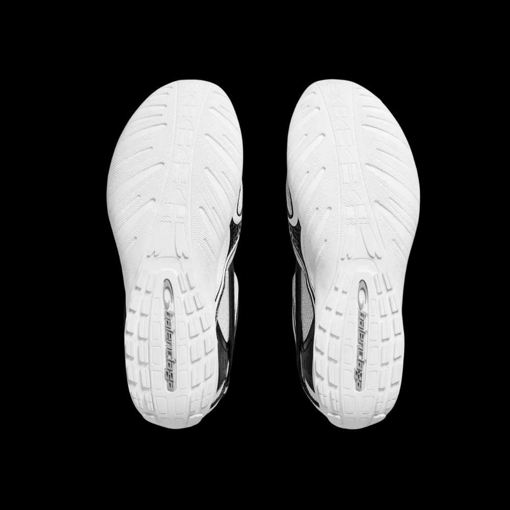 Balenciaga Radar Sneaker In White - HypeFly India View 4