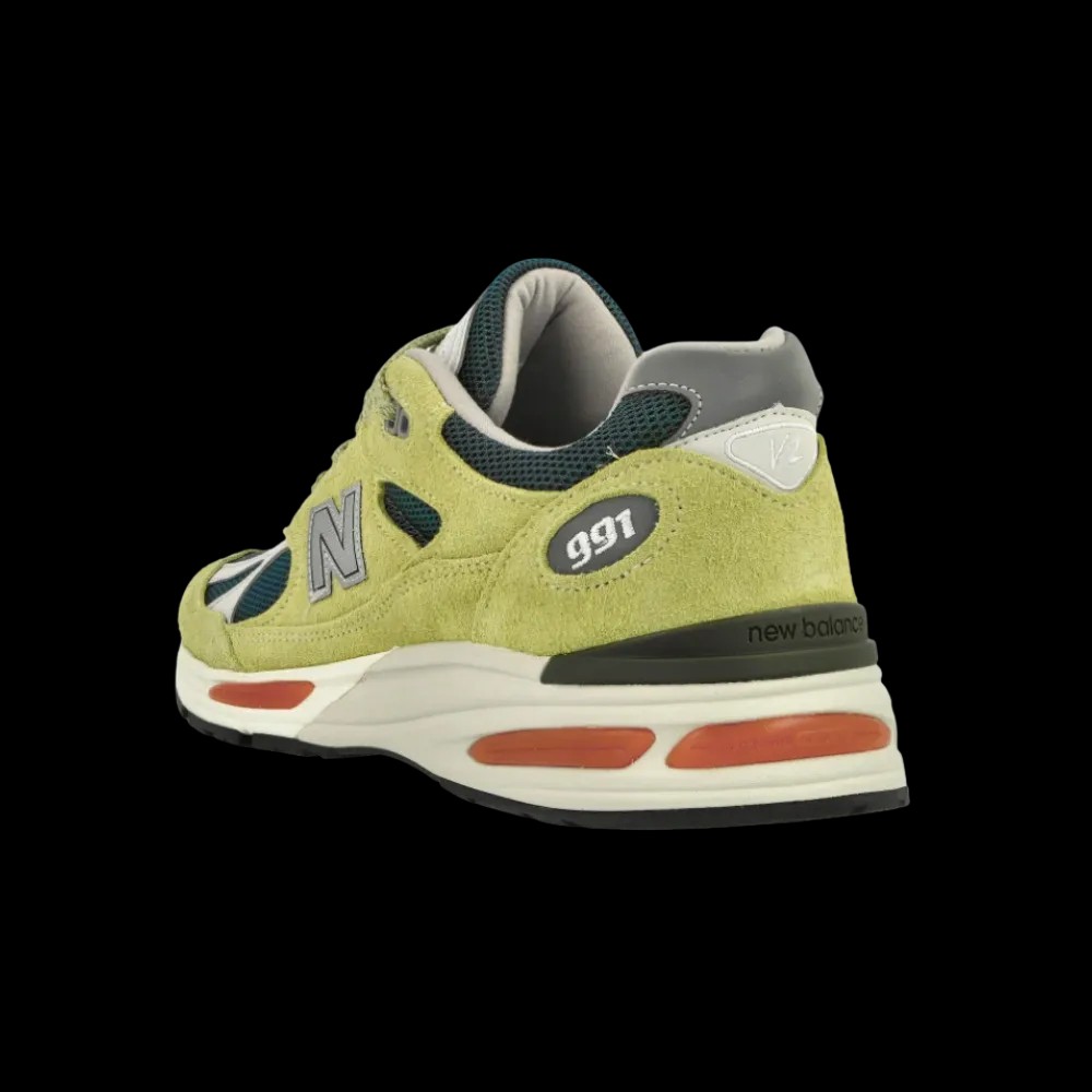 New Balance 991v2 Made in England 'Grape Sorbet Pack - Beechnut' - HypeFly India View 2