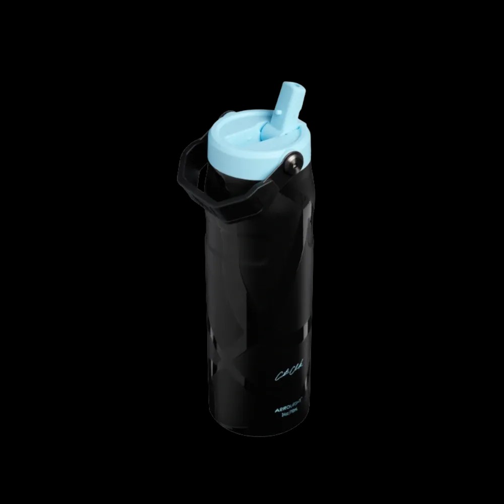 Stanley 1913 x Caitlin Clark IceFlow™ Flip Straw 2.0 Bottle - HypeFly India View 2