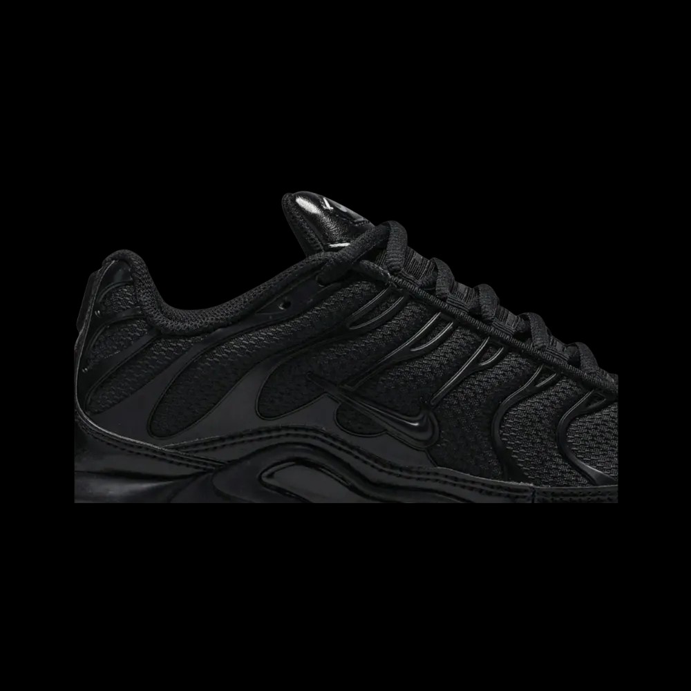 Nike Air Max Plus 'Triple Black' - HypeFly India View 2