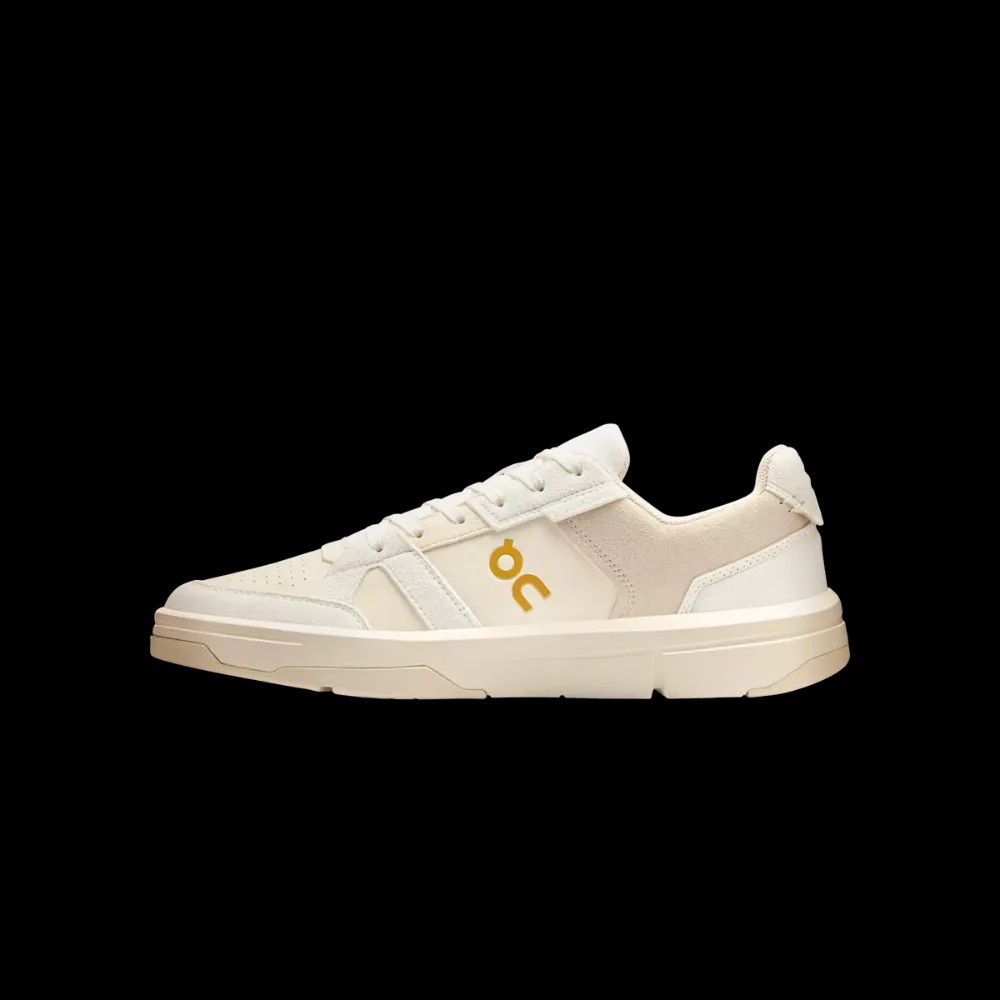 On Running The Roger Clubhouse Ace Ivory Dew - HypeFly India View 2