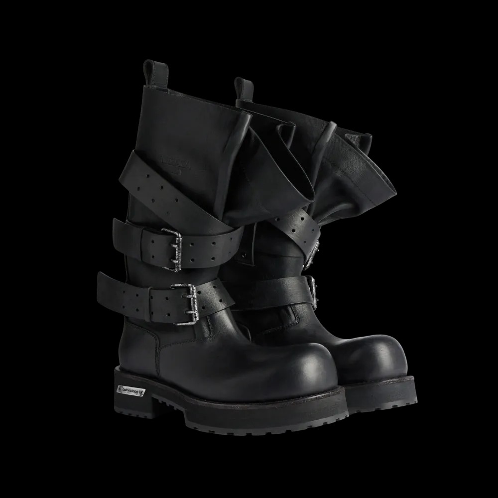 Balenciaga Venom High Boot In Black - HypeFly India View 5