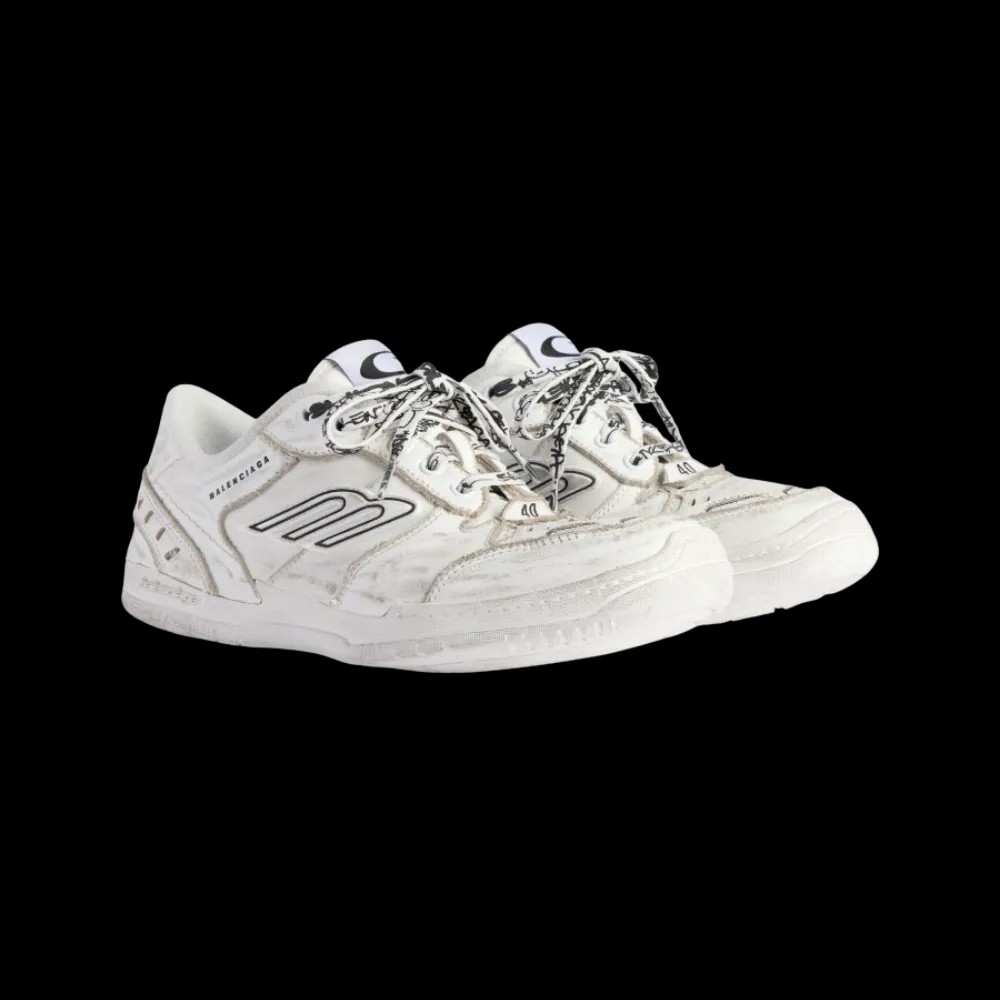 Balenciaga Hamptons Medium Worn-Out Sneaker In White - HypeFly India View 5