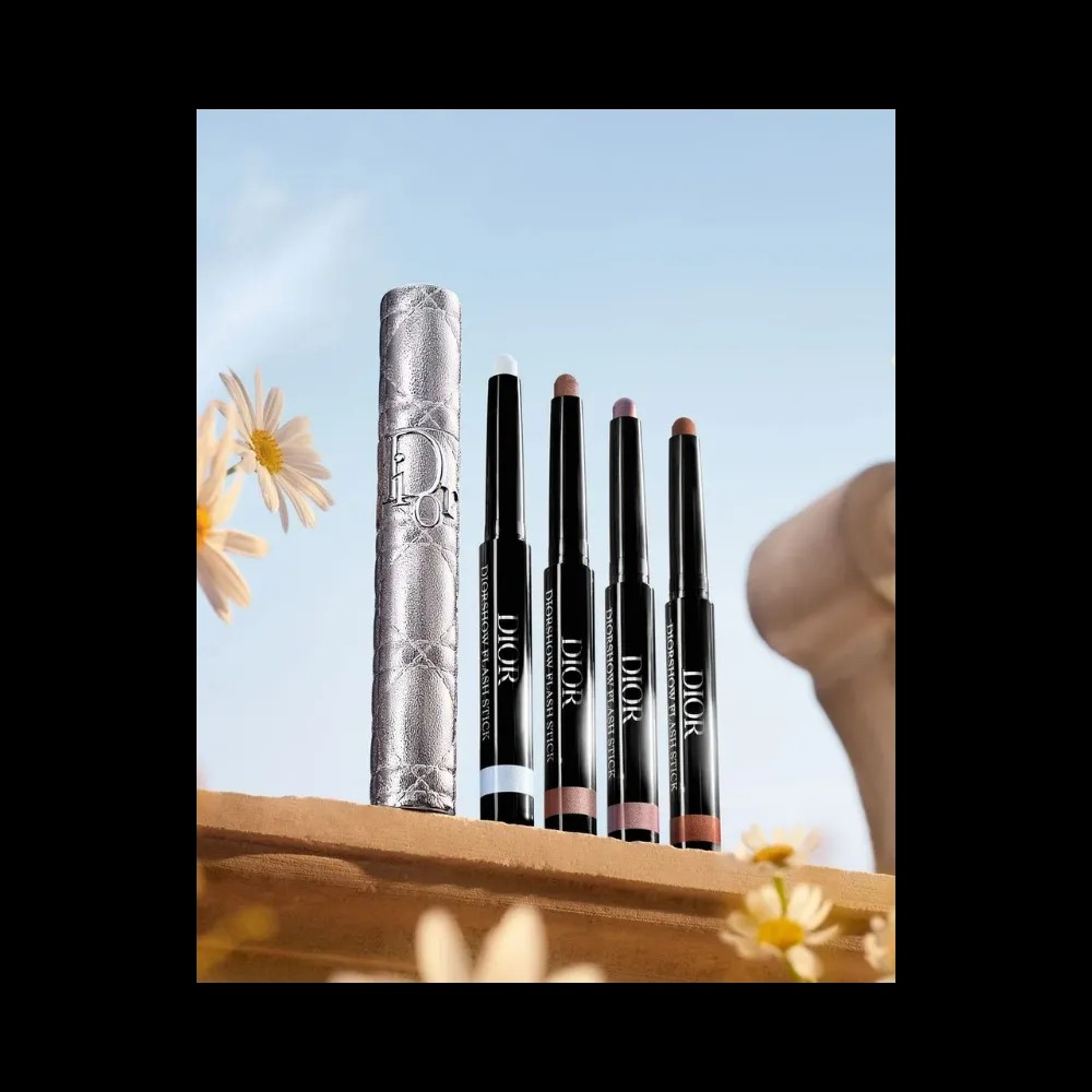 Dior Diorshow Flash Stick 545 Beige Tulle - HypeFly India View 3