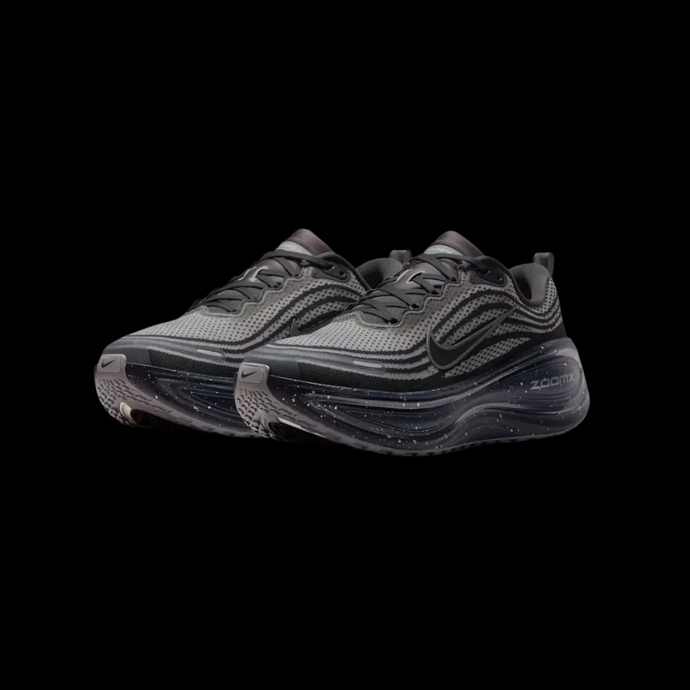 Nike Vomero Plus 'Speckle Anthracite Dark Obsidian' - HypeFly India View 5