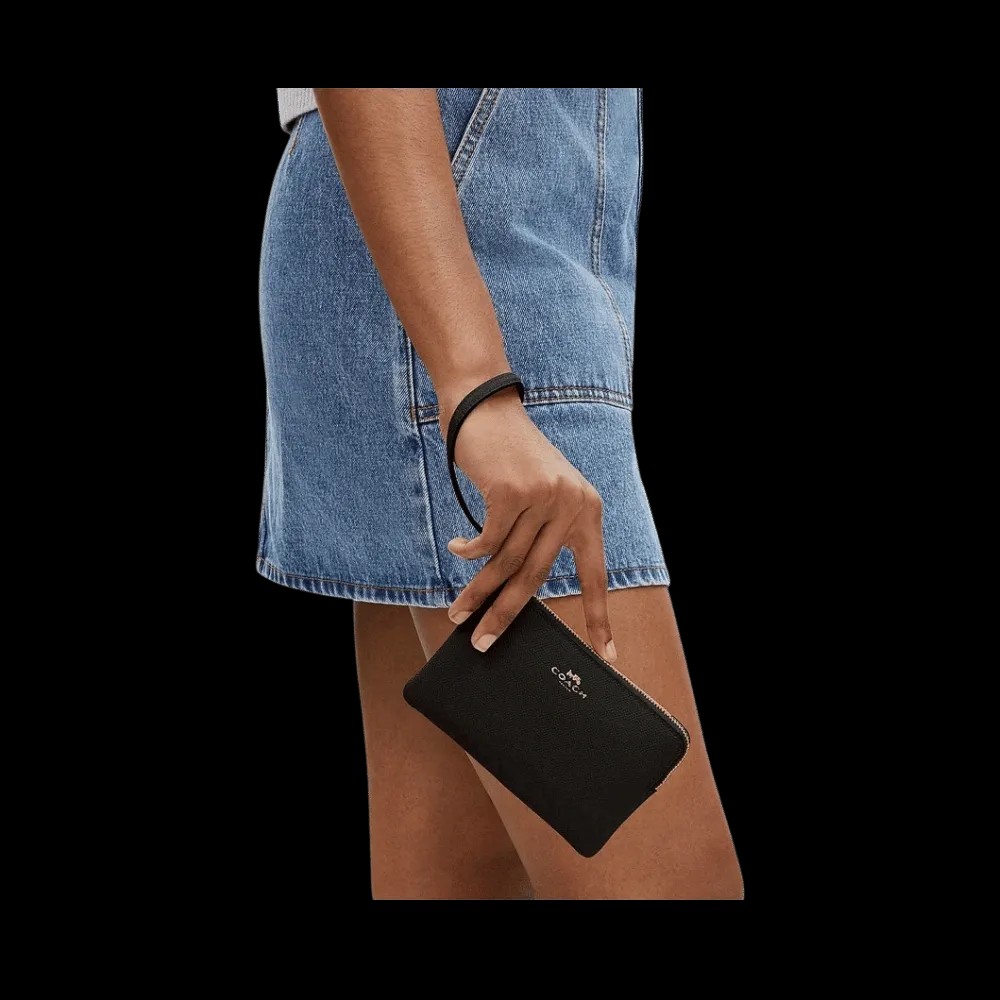 Coach Corner Zip Wristlet Crossgrain Leather-Gold-Black - HypeFly India View 3