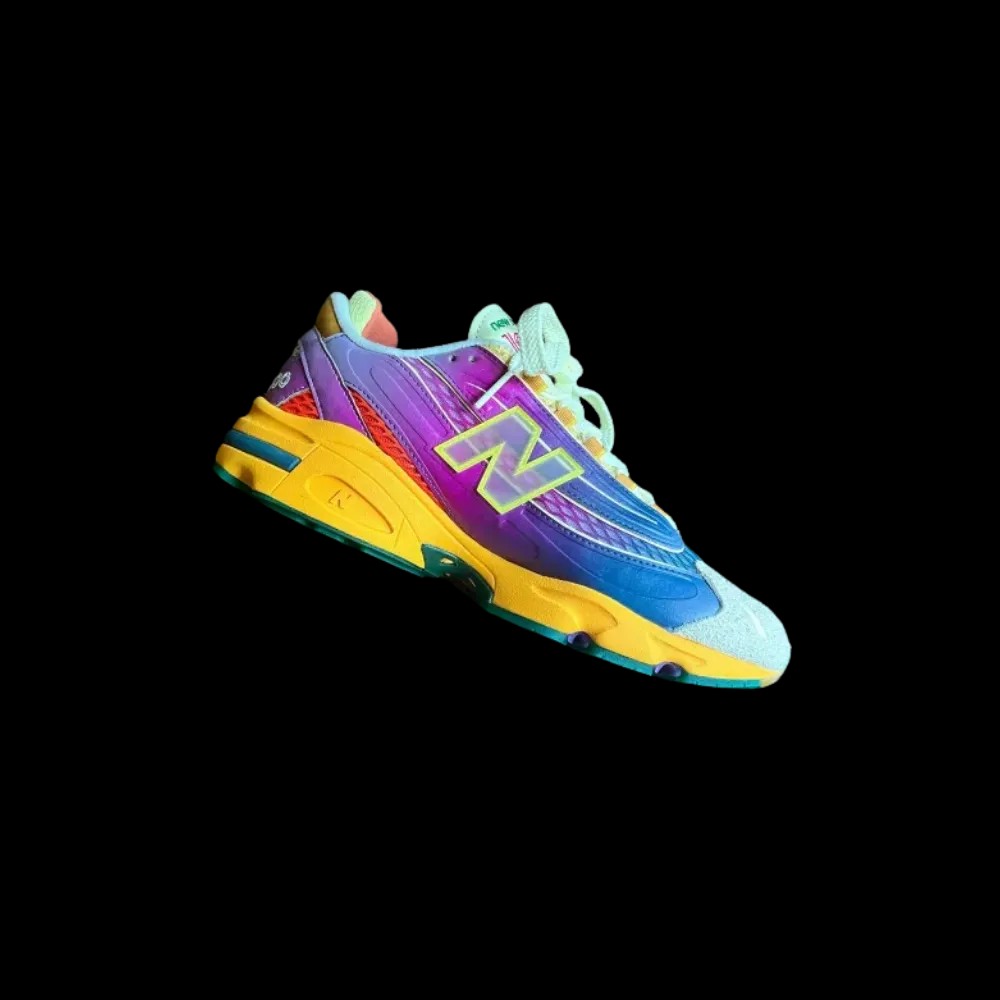 Salehe Bembury x New Balance 1000 'Fog Be The Cloud - Berry' - HypeFly India View 2