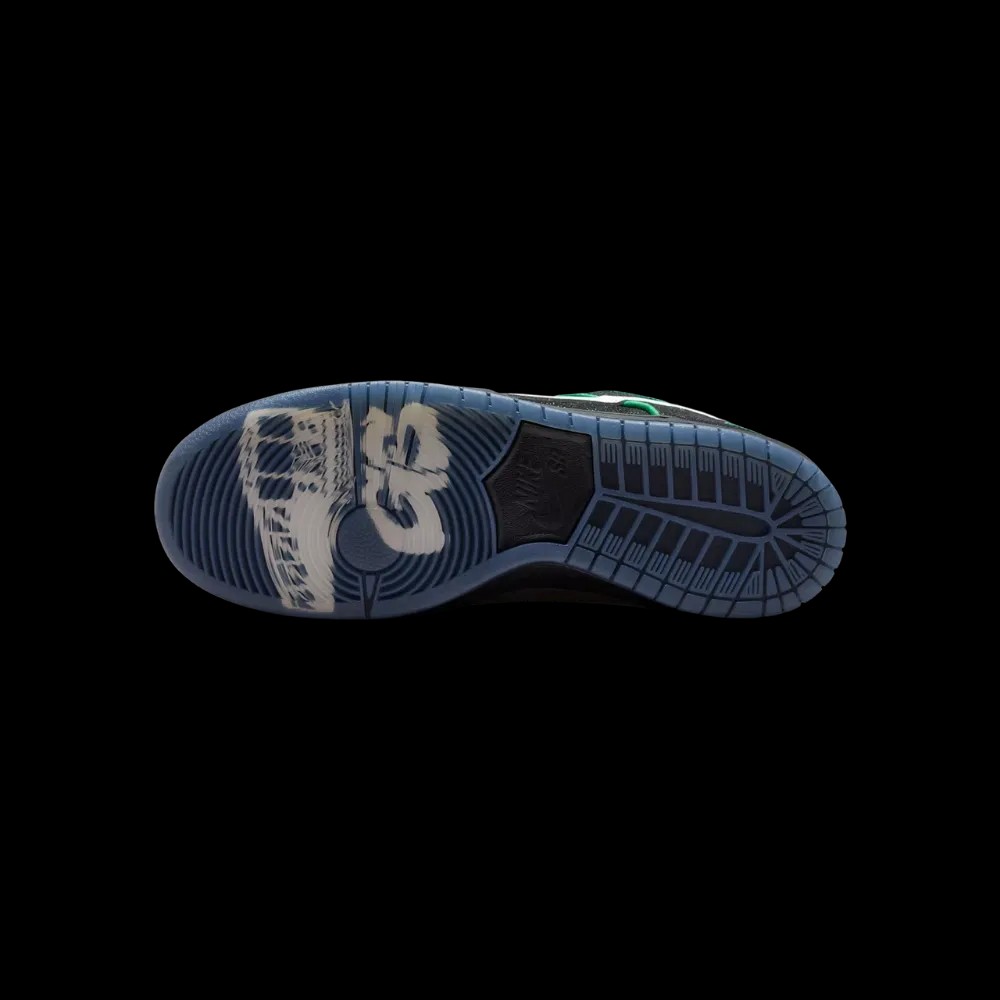 Bronx Girls Skate x Nike Dunk Low SB 'Mel & Kava' - HypeFly India View 4