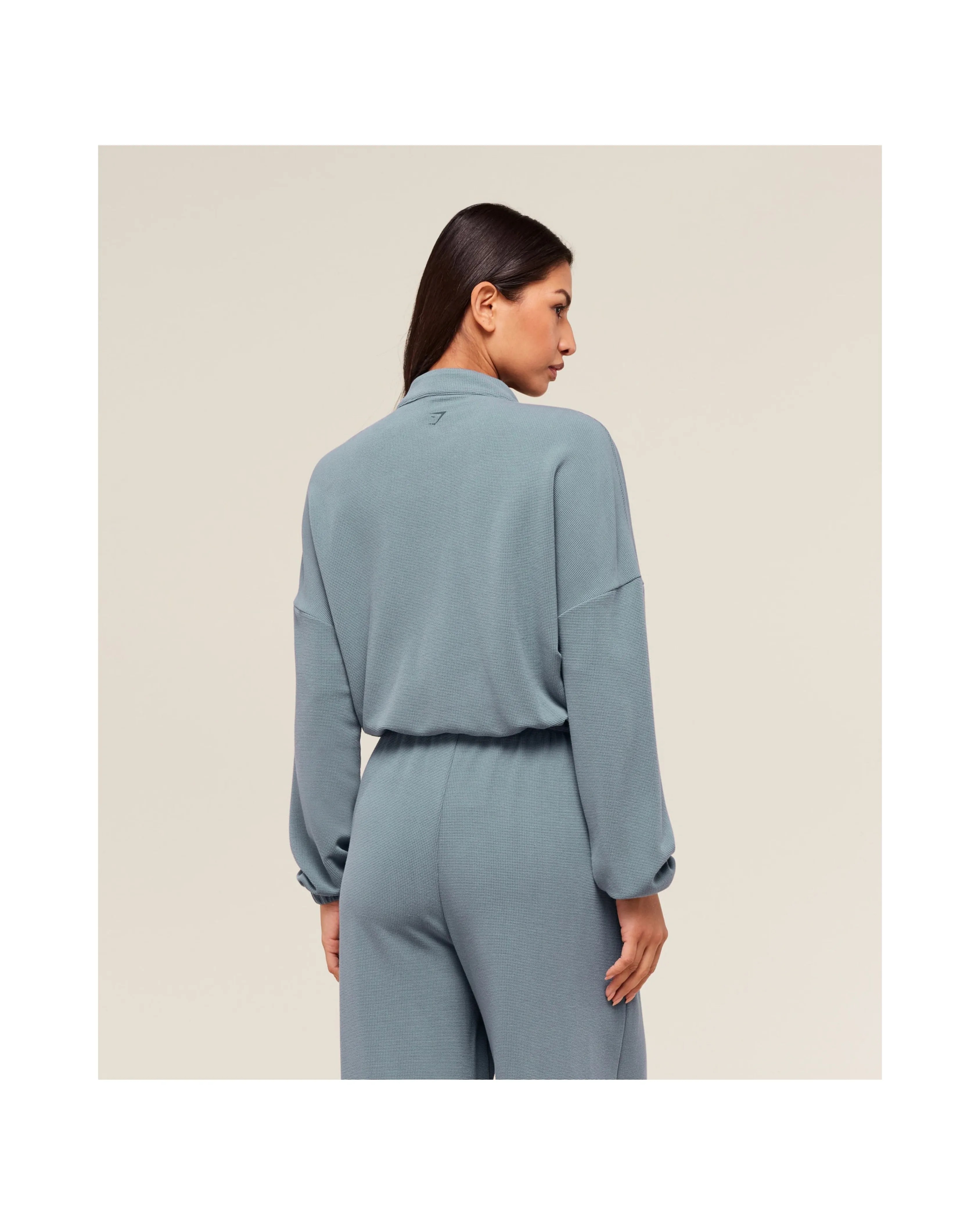Gymshark Waffle Midi Zip Up Jacket Iron Blue - HypeFly India View 3