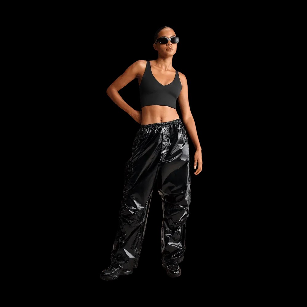 Nike X Skims Matte Women's V-Neck Long-Line Bra OBSIDIAN - HypeFly India View 4