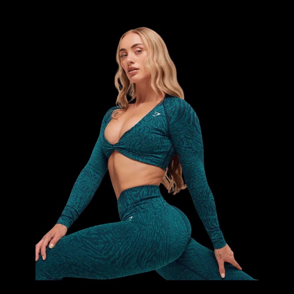 Gymshark Adapt Animal Long Sleeve Crop Top Navy/Brand Blue - HypeFly India View 5