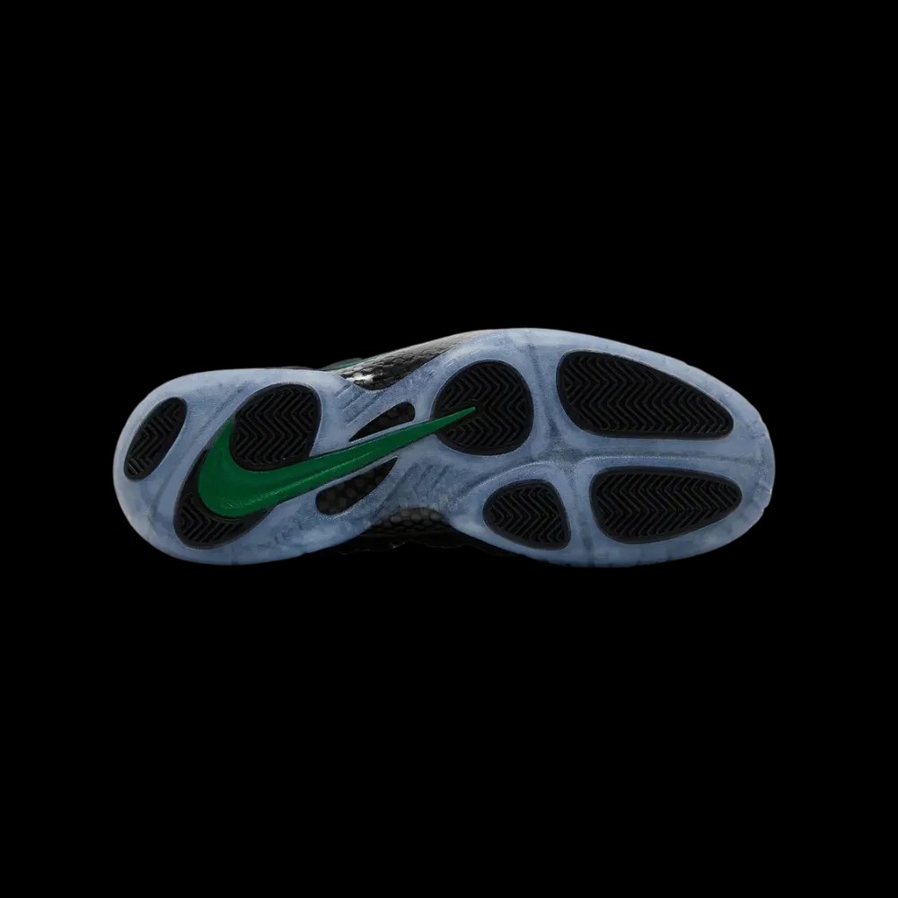 Nike Air Foamposite Pro 'Pine Green' 2025 - HypeFly India View 4