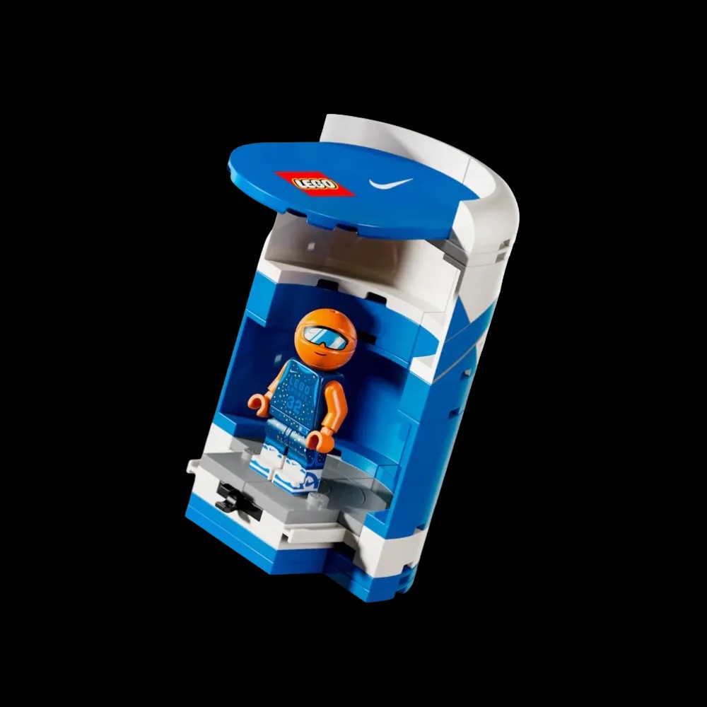 Nike Dunk x LEGO Set Sneaker-Building Kit with Exclusive Minifigure - HypeFly India View 3