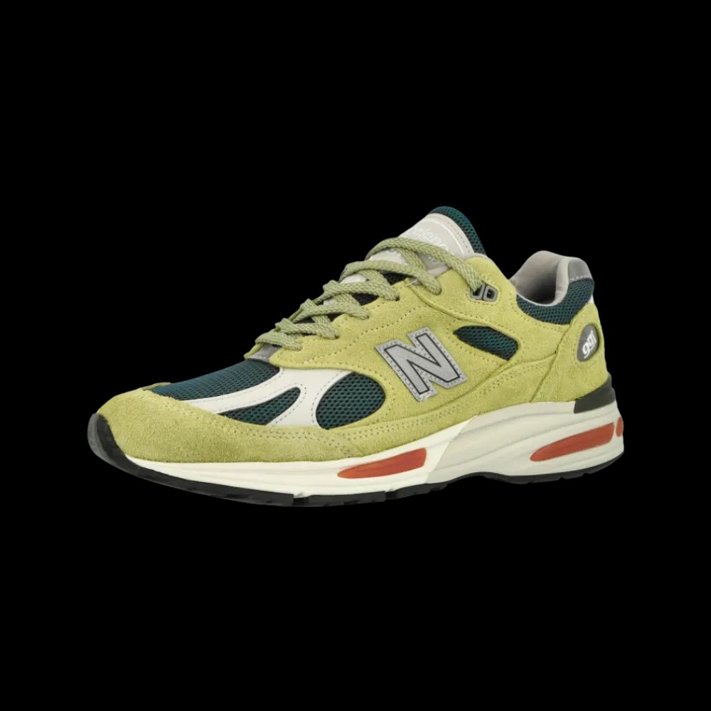 New Balance 991v2 Made in England 'Grape Sorbet Pack - Beechnut' - HypeFly India View 4