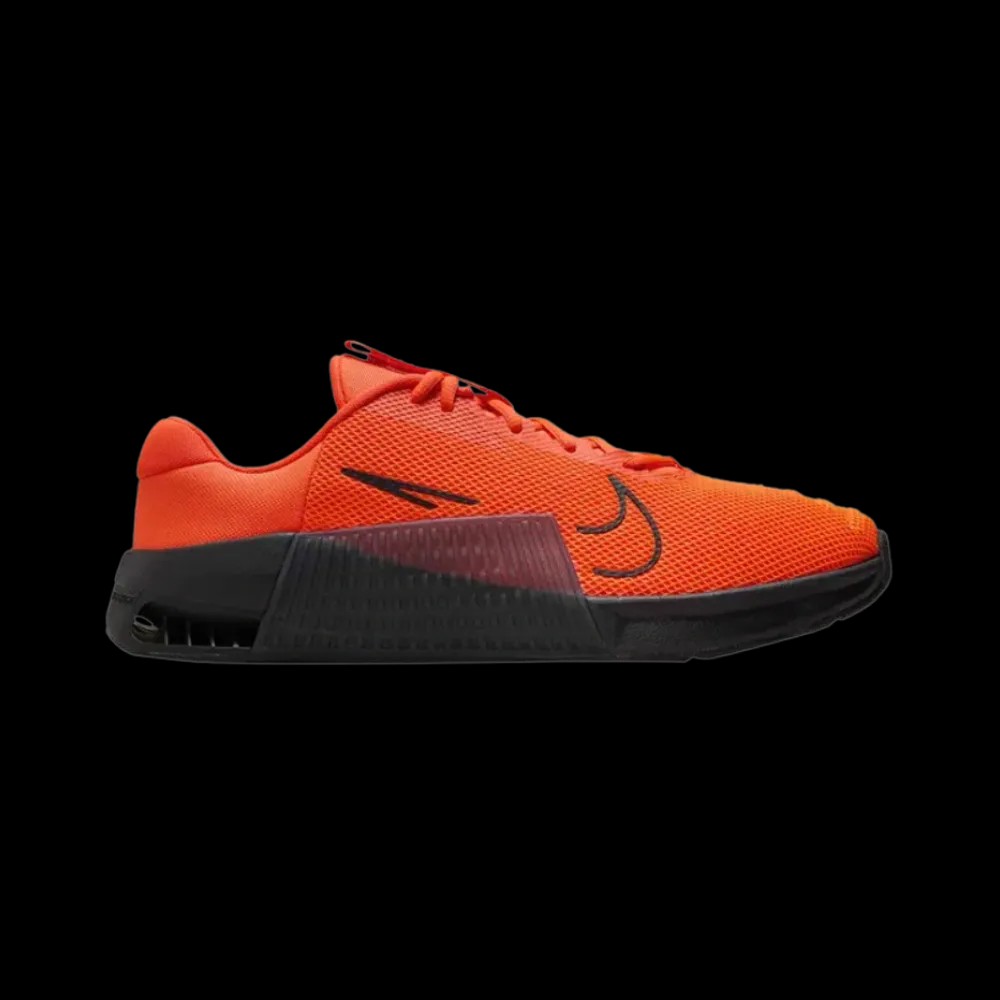 Nike Metcon 9 'Hyper Crimson' - HypeFly India View 1