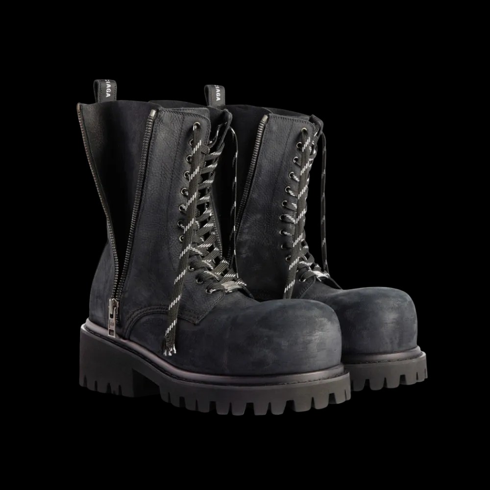 Balenciaga Stomper Zipped Bootie In Black - HypeFly India View 5