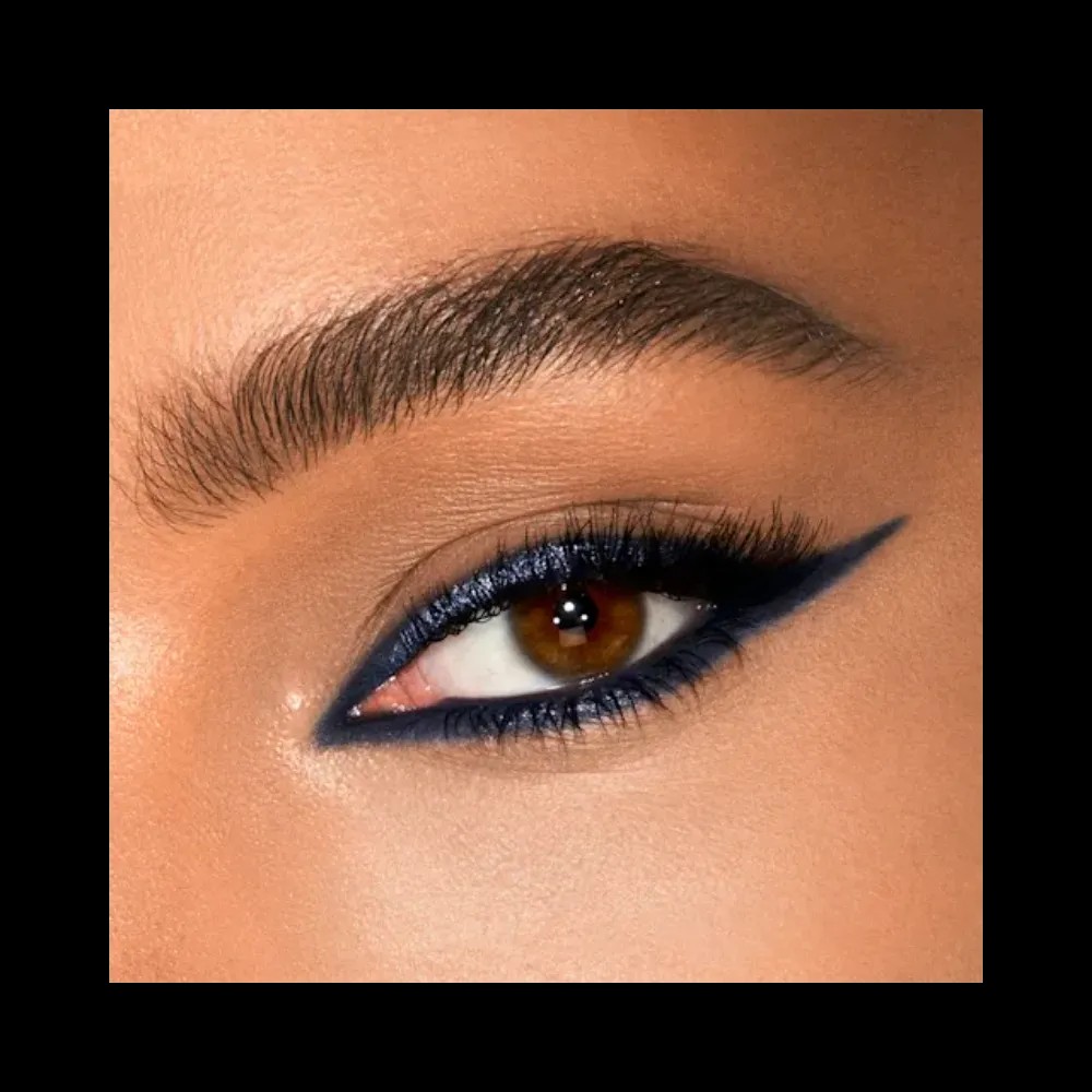 Charlotte Tilbury Sultry, Smokey Eye Secrets Eye Kit - HypeFly India View 3
