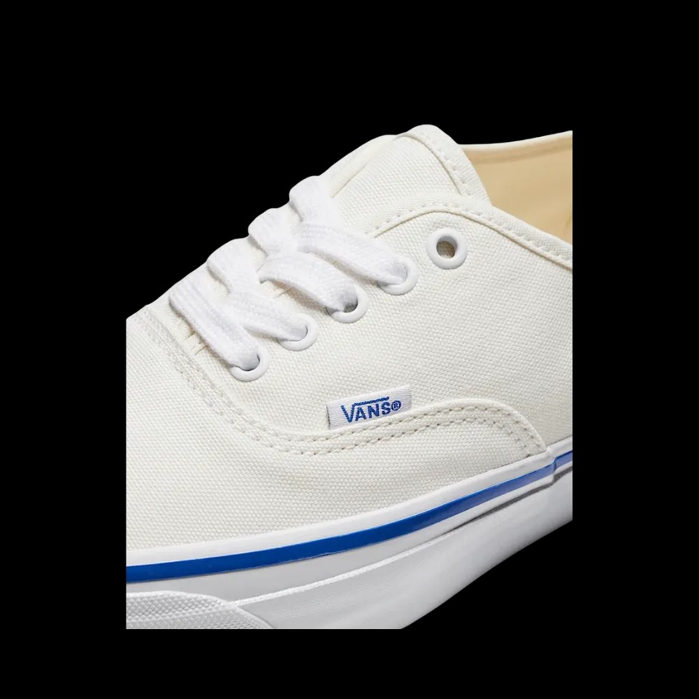 Vans Premium Authentic Shoe Off White - HypeFly India View 4