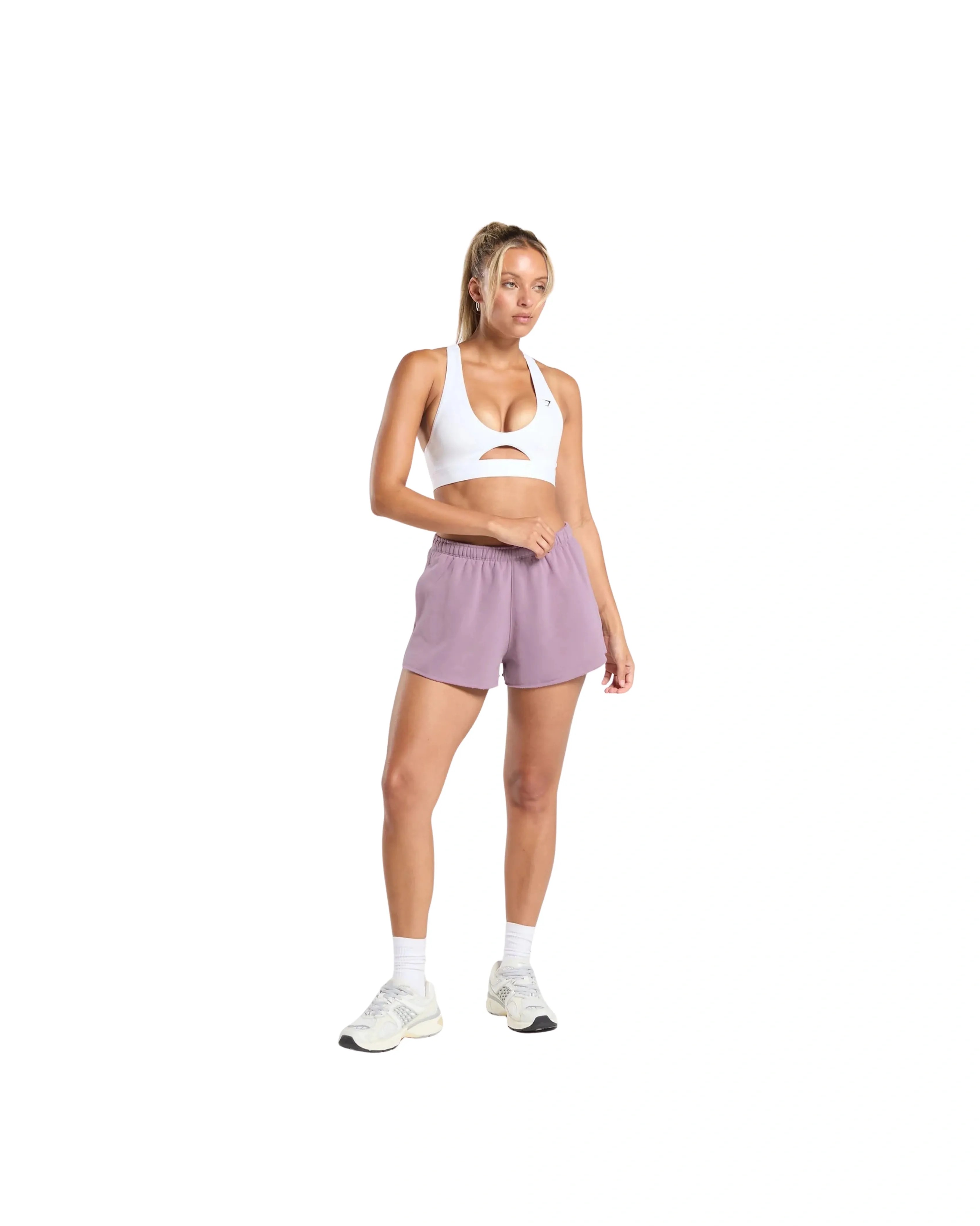 Gymshark Fleece Shorts oversized fit Soft Purple - HypeFly India View 4