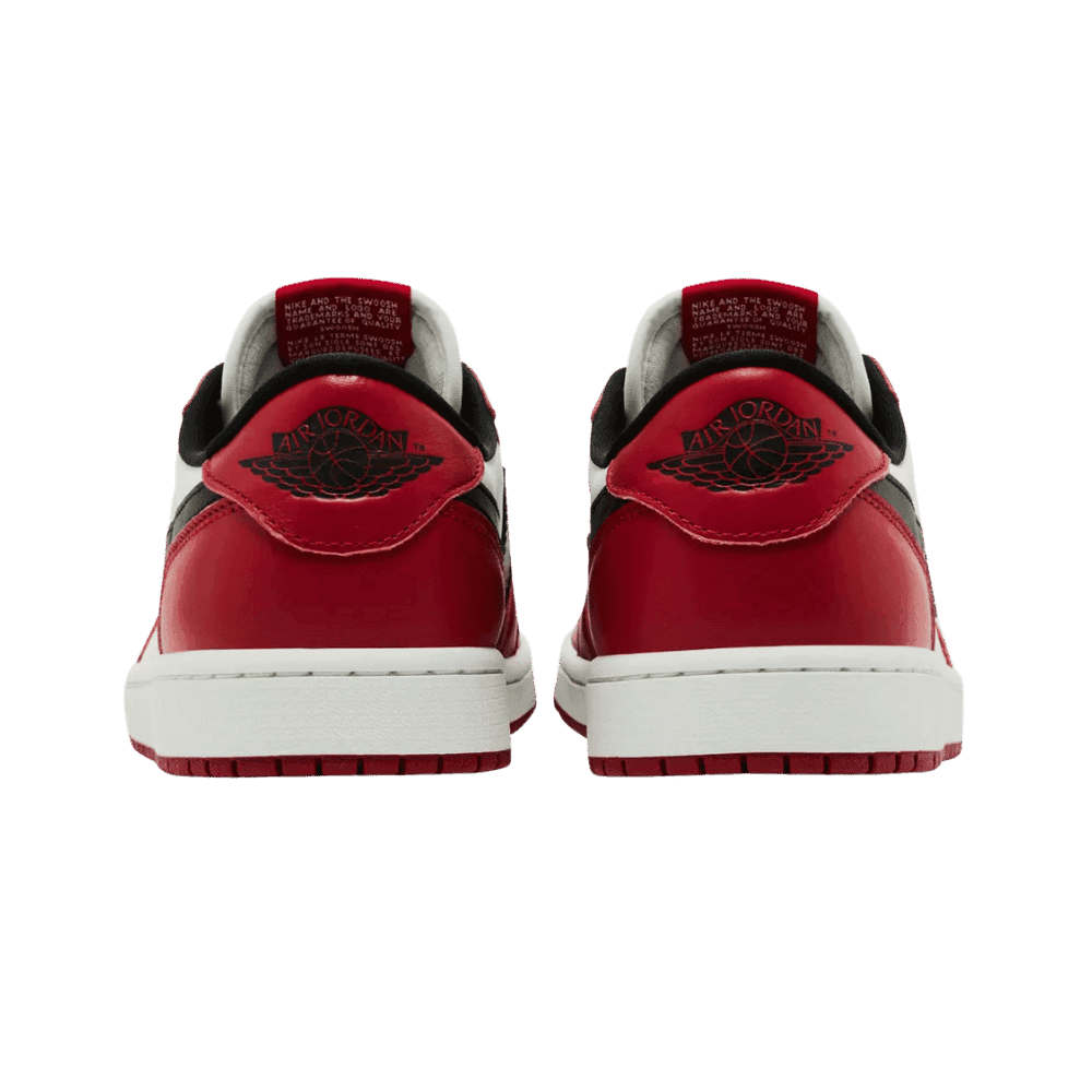 Air Jordan 1 Retro Low OG 'Chicago' 2025 - HypeFly India View 5