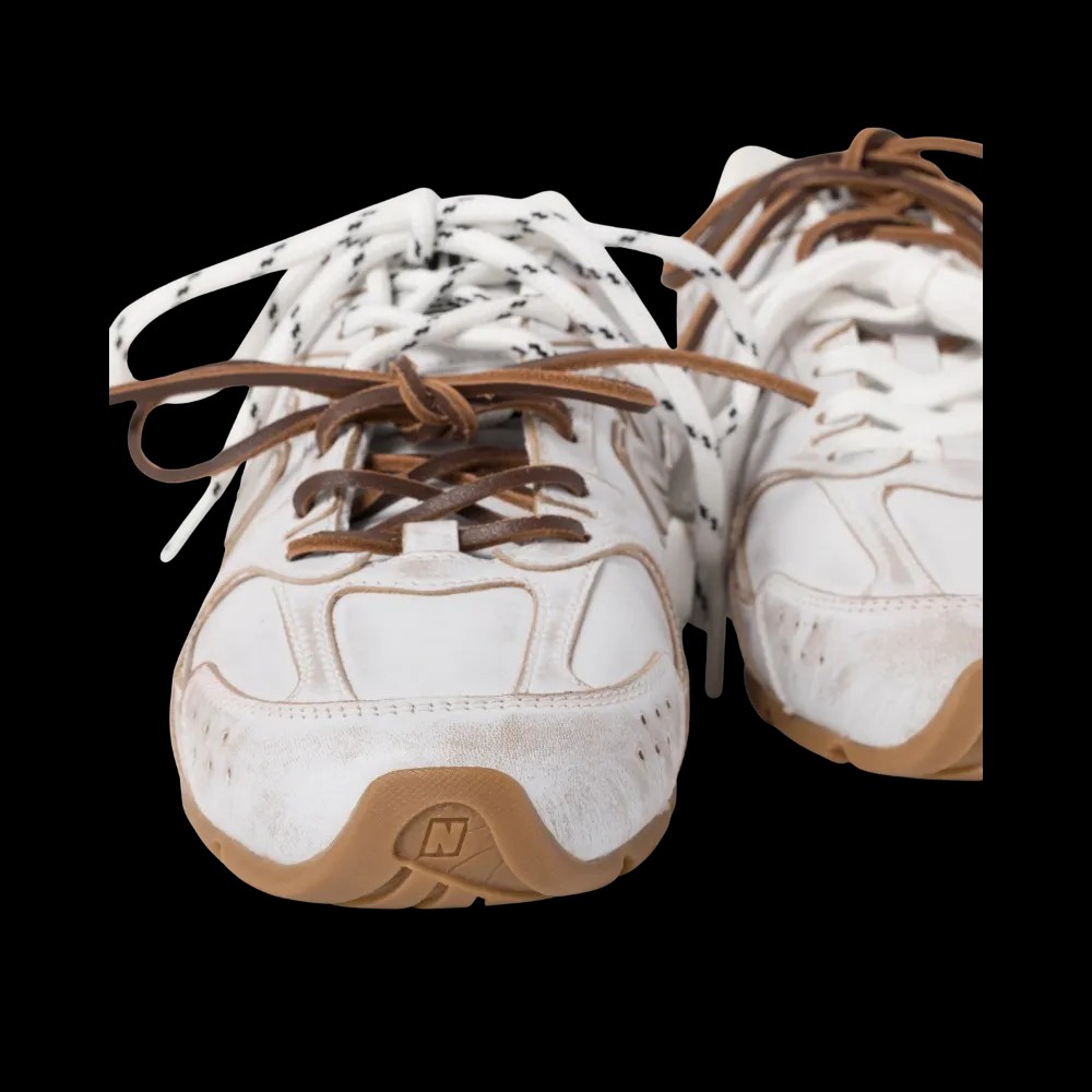 New Balance x Miu Miu 530 SL 'White Gum' - HypeFly India View 3