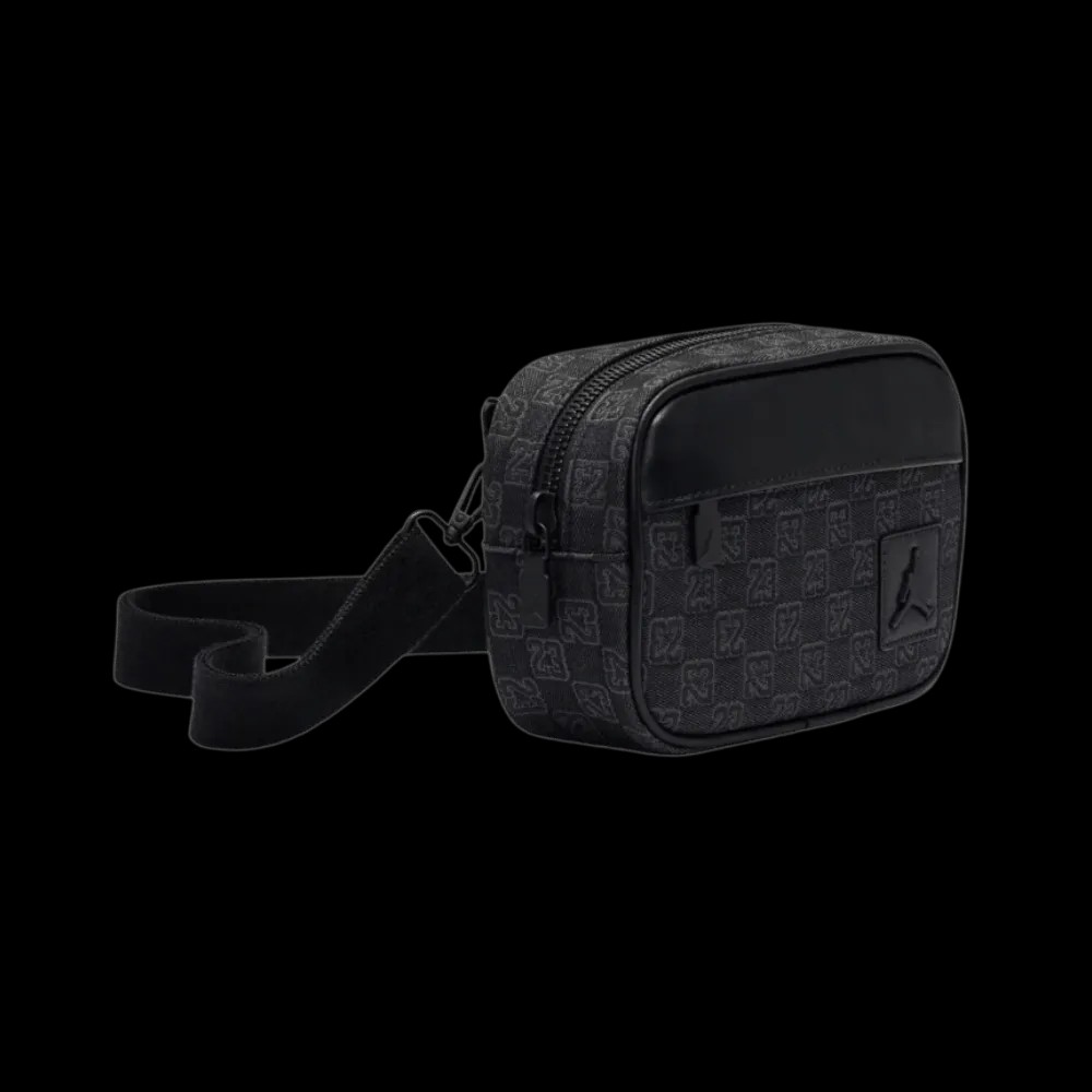 Jordan 23 Monogram Camera 1.5L Bag - Black - HypeFly India View 2