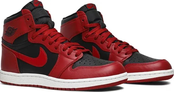 Air Jordan 1 Retro High '85 OG 'Varsity Red' - HypeFly India View 3