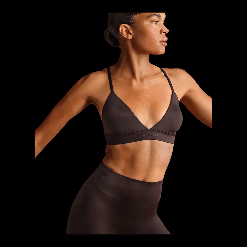 Nike x Skims Shine Women's Triangle Bra Phoenix - HypeFly India View 4