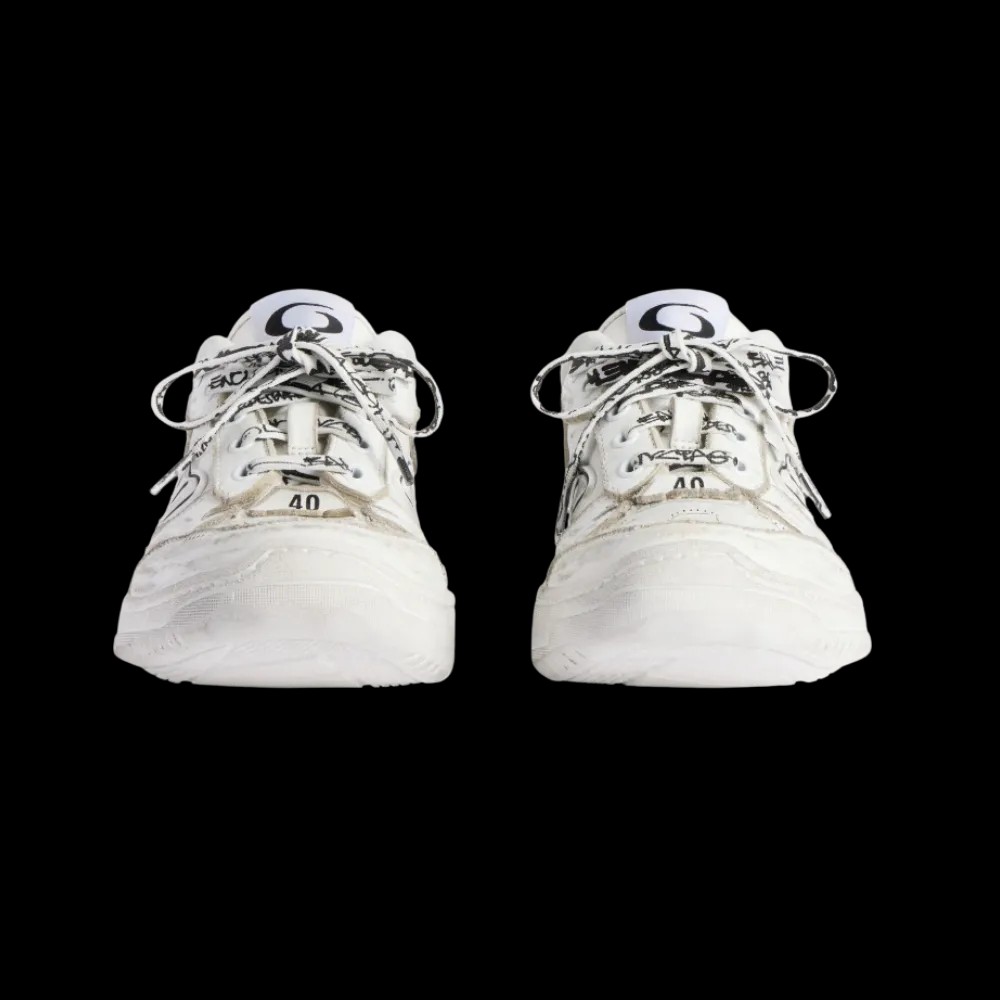 Balenciaga Hamptons Medium Worn-Out Sneaker In White - HypeFly India View 4