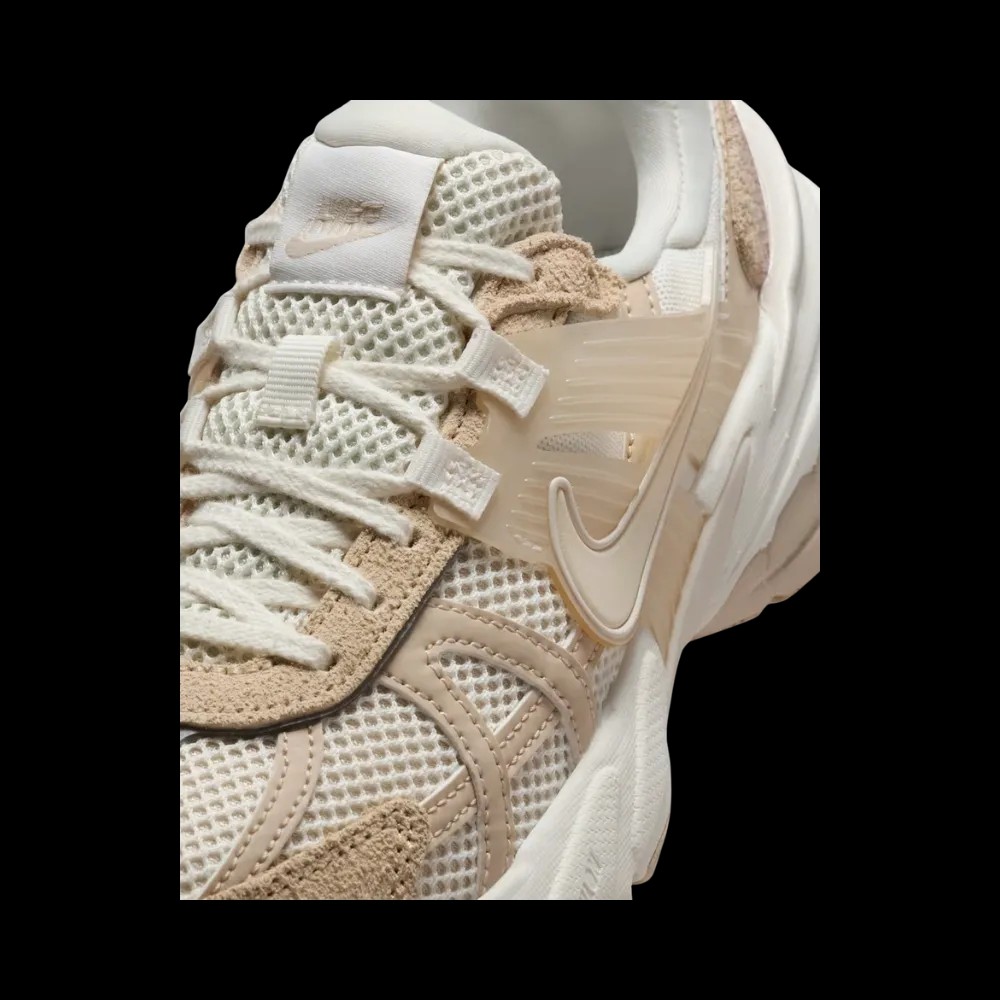Nike V2K Run Sail - HypeFly India View 4