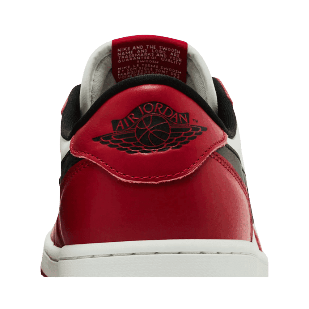 Air Jordan 1 Retro Low OG 'Chicago' 2025 - HypeFly India View 6