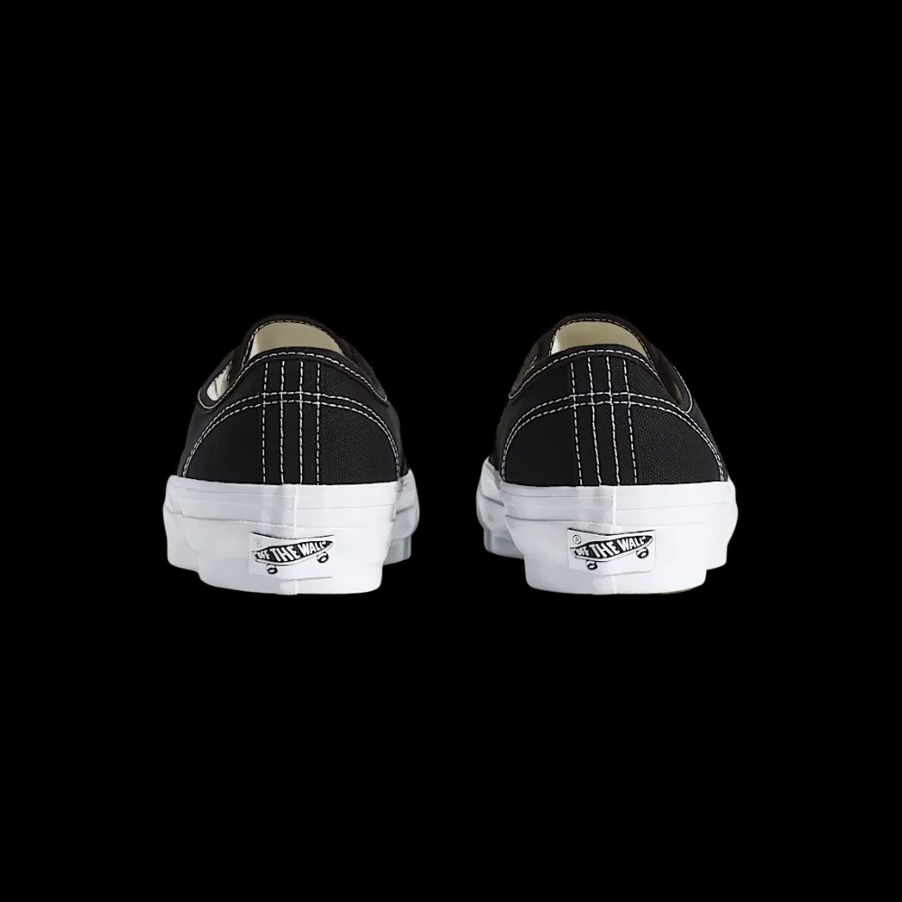 Vans Premium Authentic Shoe Black And White - HypeFly India View 3