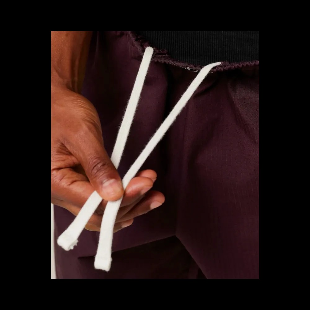 Gymshark Pumper Pants Cherry Purple - HypeFly India View 2