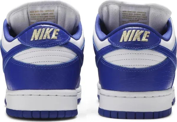 Nike Dunk Low OG SB QS x Supreme 'Hyper Royal' - HypeFly India View 3