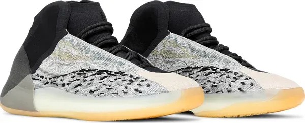 Yeezy Quantum 'Sea Teal' - HypeFly India View 2