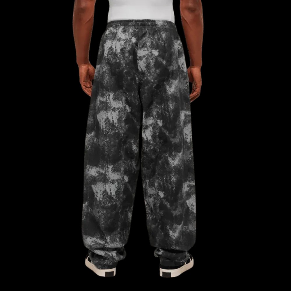 Gymshark Straight Leg Pumper Pants Oversized Fit Smokey Grey - HypeFly India View 3