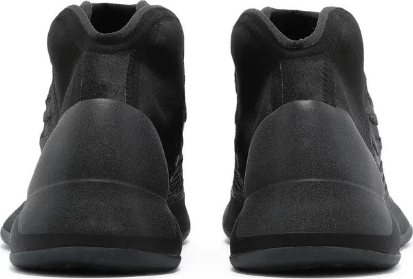 Yeezy Quantum 'Onyx' - HypeFly India View 3