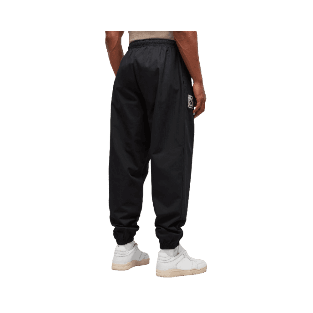 Gymshark Pumper Pants Black - HypeFly India View 2