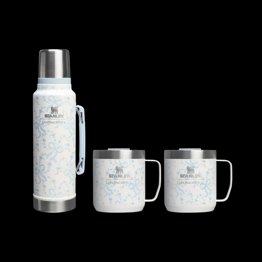 Stanley 1913 x LoveShackFancy Holiday The Everyday Cocoa Set Coquette Bow Winter Ice - HypeFly India View 1