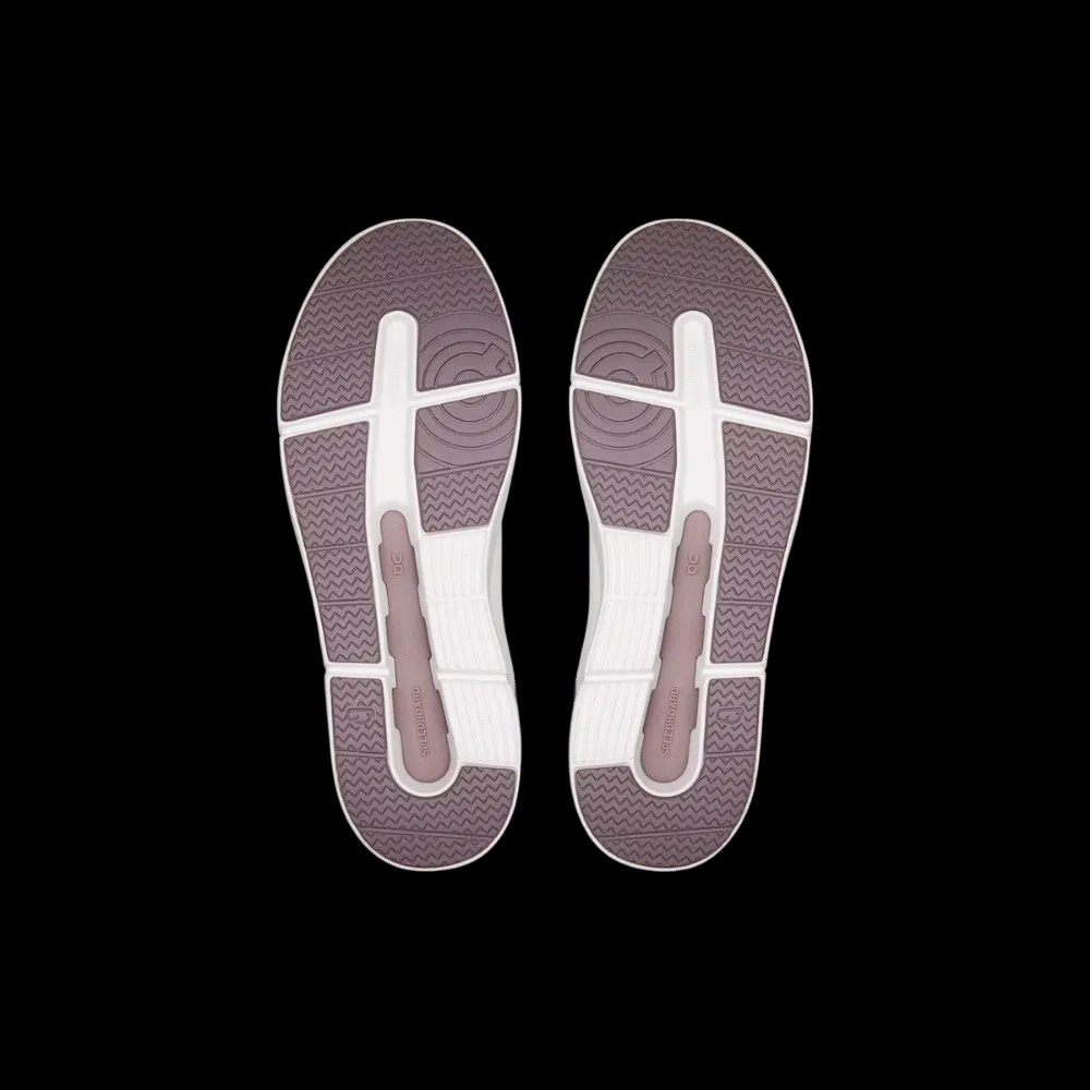 On Running The Roger Advantage White Heron - HypeFly India View 4