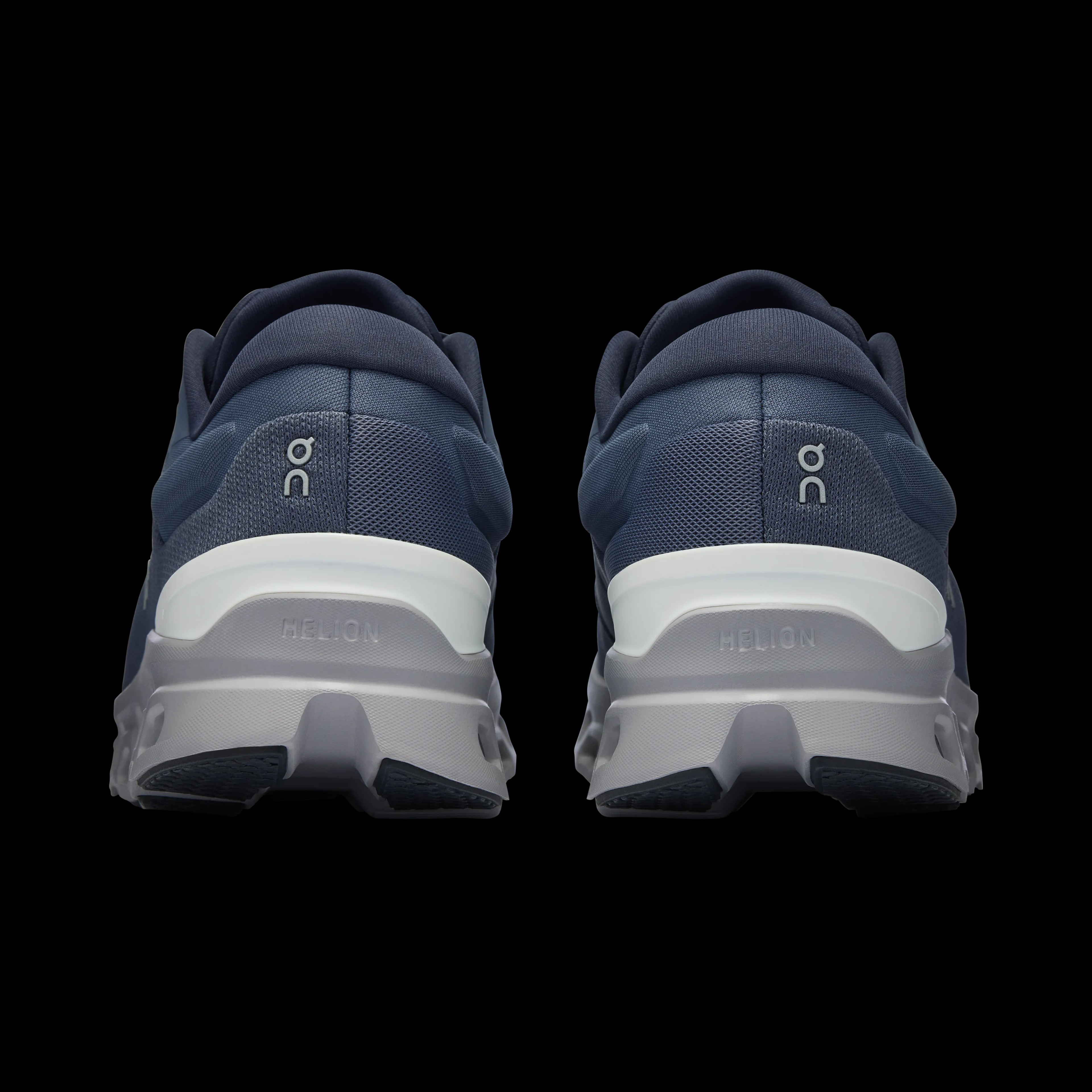 On Running Cloudstratus 3 'Metal/Glacier' - HypeFly India View 2