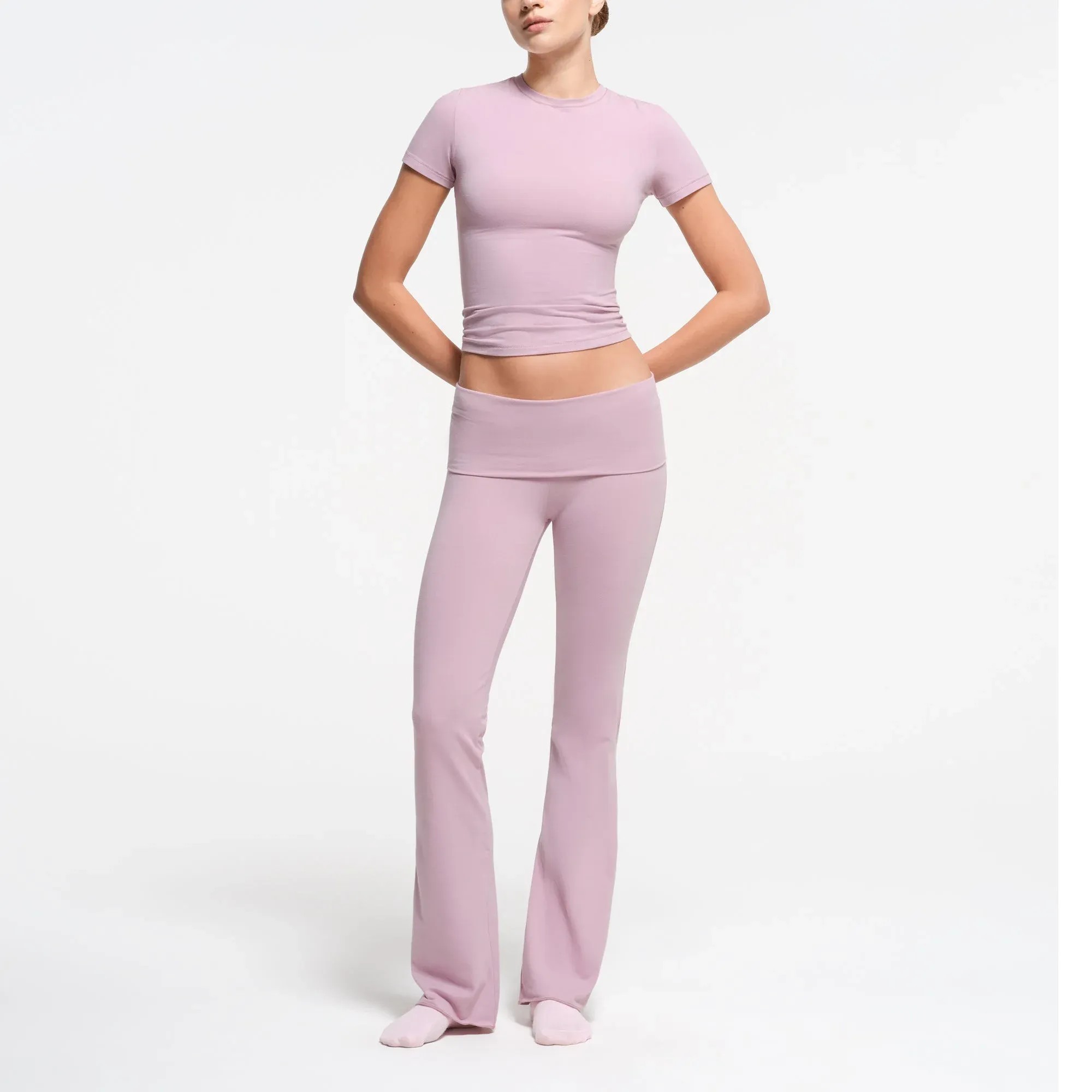 Skims Cotton Jersey Foldover Pant Dusk - HypeFly India View 2