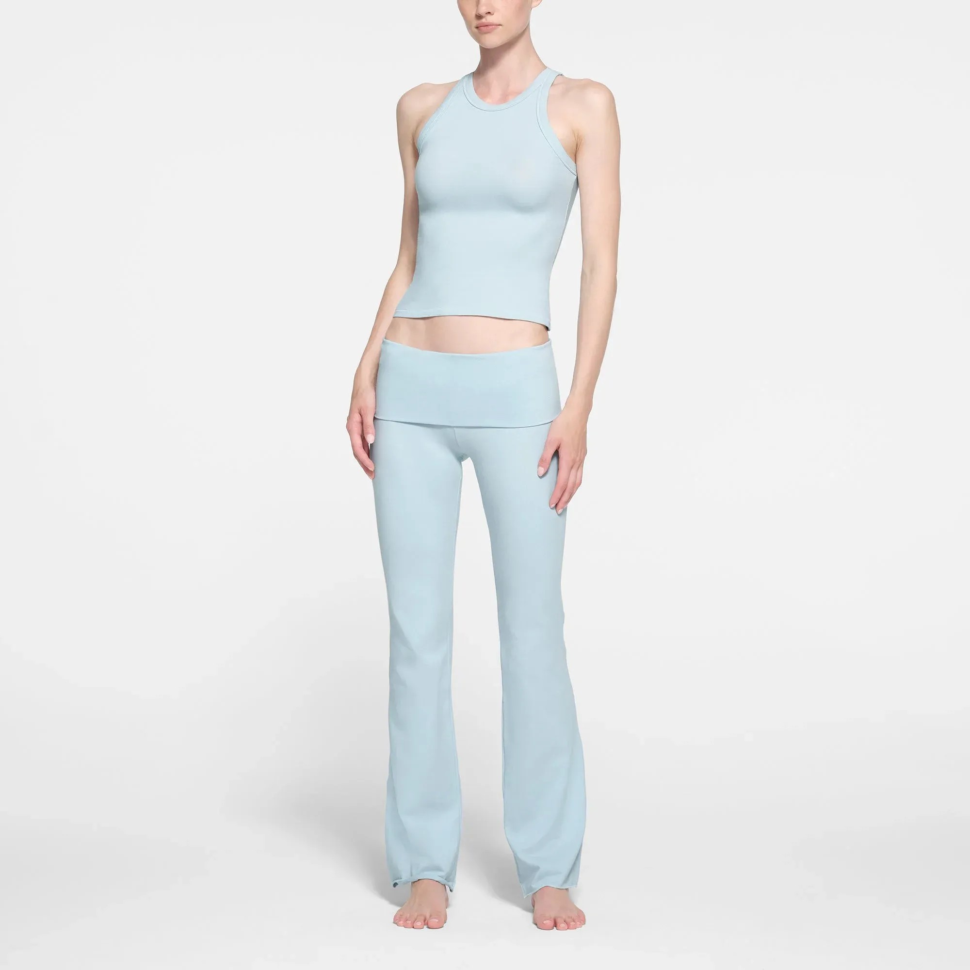 Skims Cotton Jersey Foldover Pant Opal - HypeFly India View 2