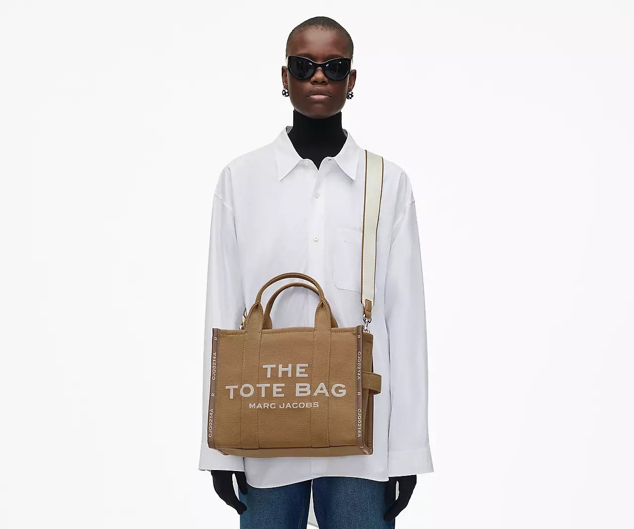 Marc Jacobs The Jacquard Medium Tote Bag 'Camel' - HypeFly India View 5