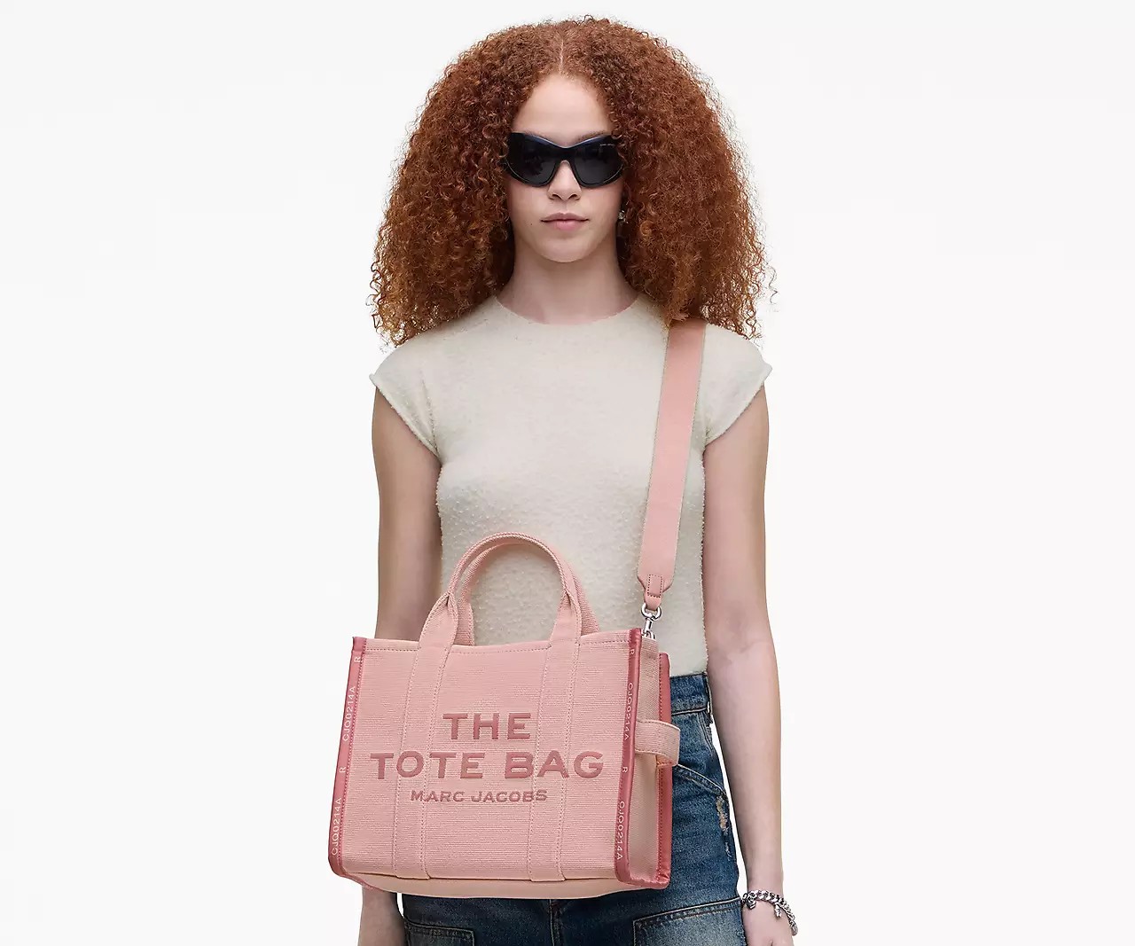 Marc Jacobs The Jacquard Medium Tote Bag 'Rose' - HypeFly India View 4