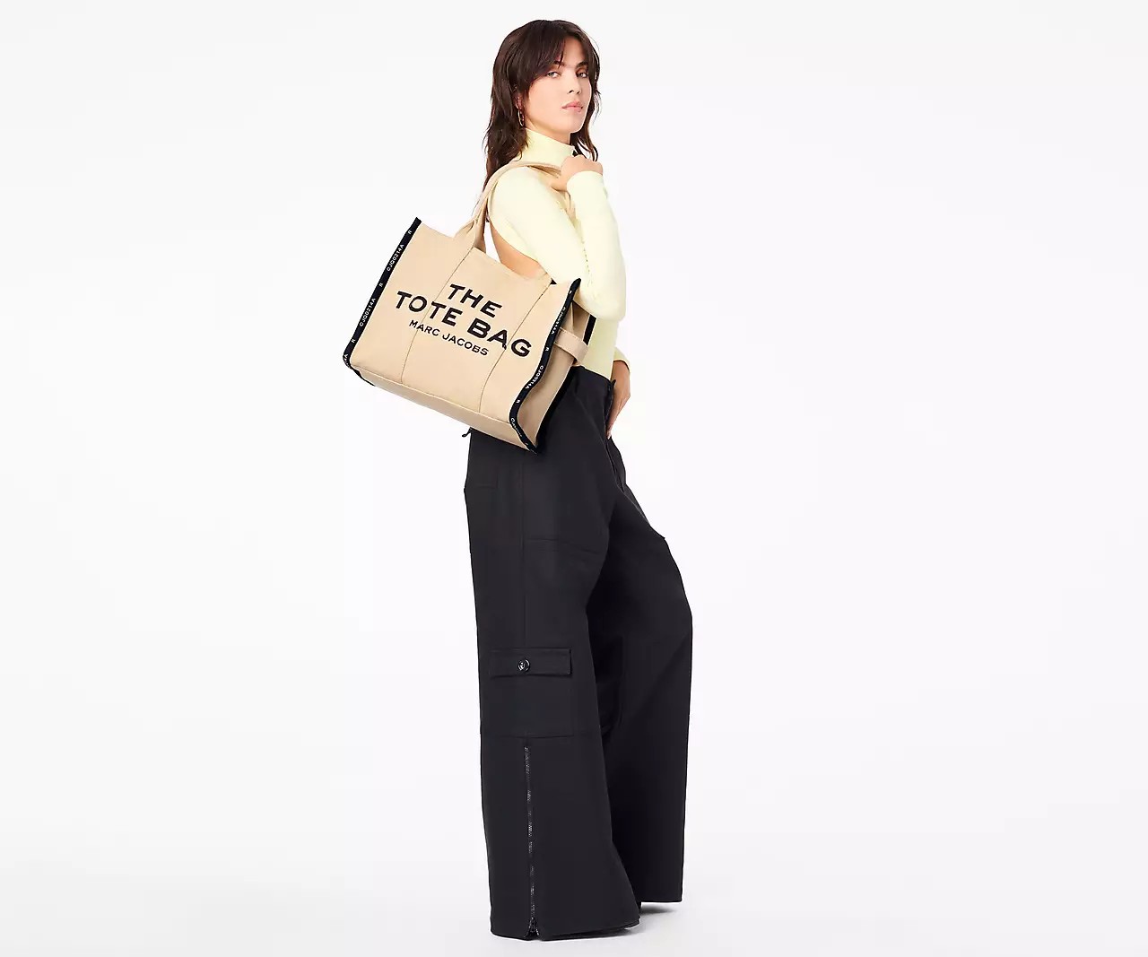 Marc Jacobs The Jacquard Large Tote Bag 'Warm Sand' - HypeFly India View 4